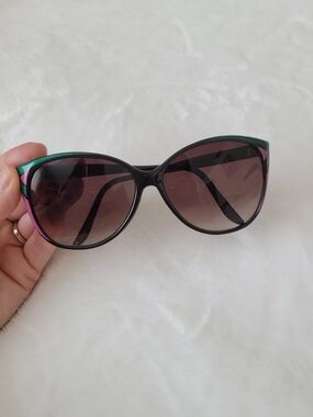 Vintage Black Sunglasses with Gold Logo Accent